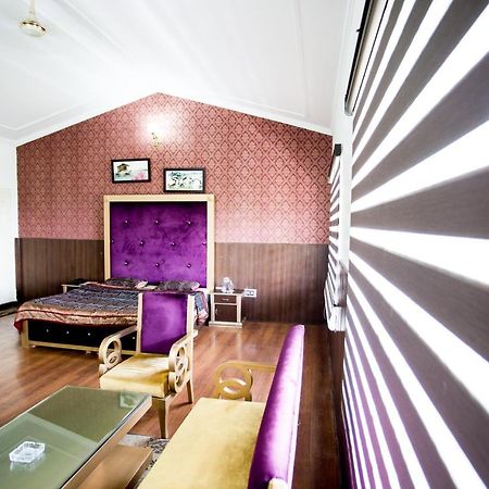 Tehri Club And Resort Chamba  Luaran gambar