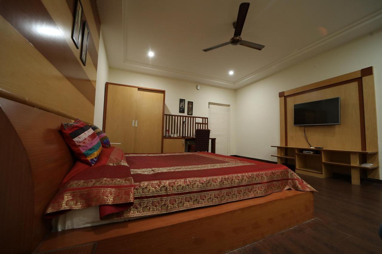 Tehri Club And Resort Chamba  Luaran gambar